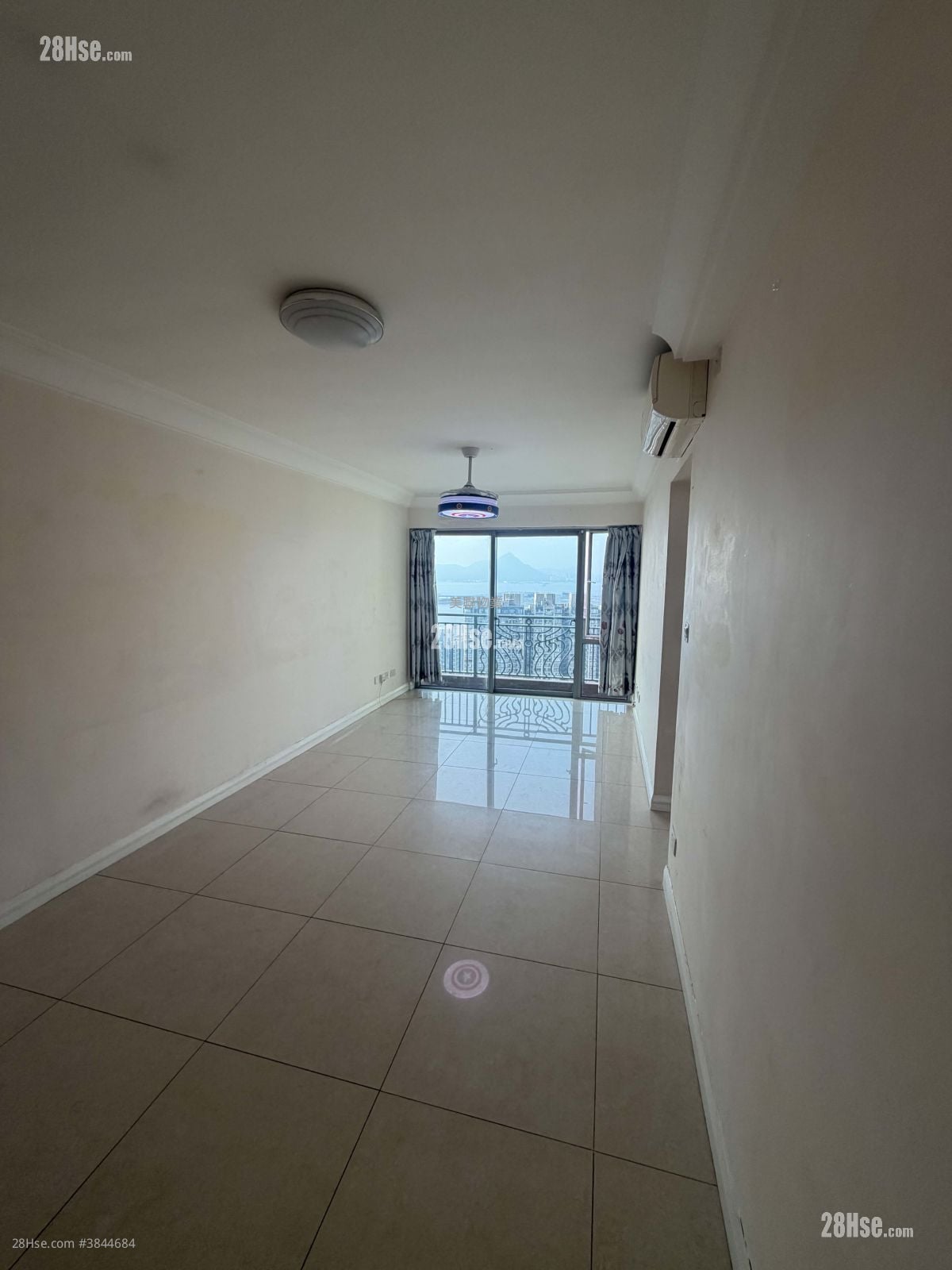 Caribbean Coast Sell 3 Bedrooms , 2 Bathrooms 729 ft²