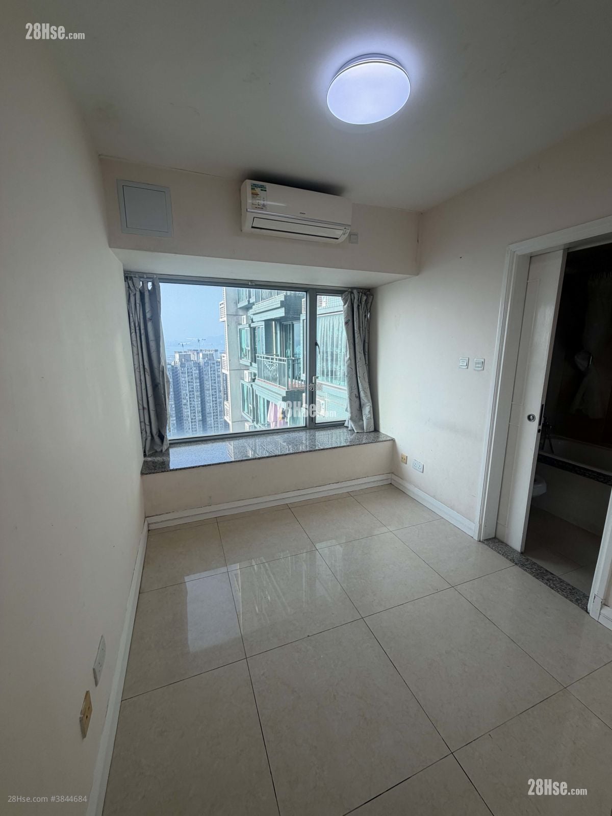 Caribbean Coast Sell 3 Bedrooms , 2 Bathrooms 729 ft²