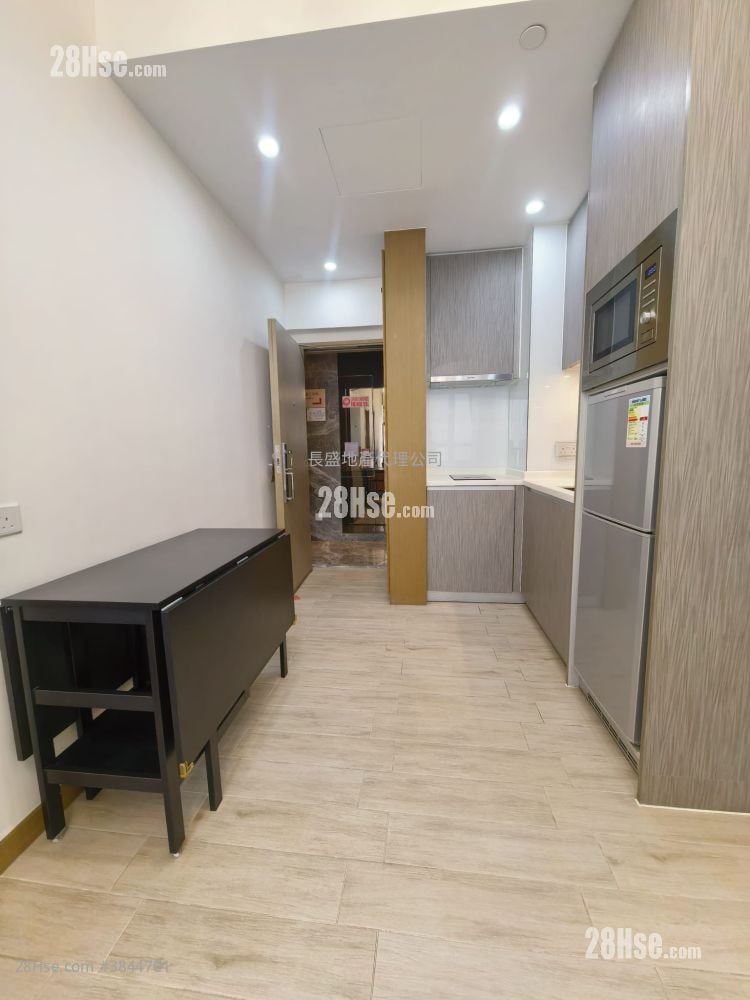 Astoria Crest Rental 1 Bedroom , 1 Bathroom 299 ft²