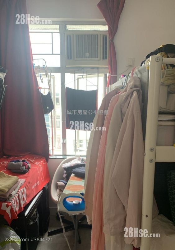 Taikoo Shing Rental 3 Bedrooms , 2 Bathrooms 574 ft²
