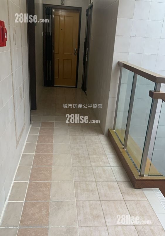 Taikoo Shing Rental 3 Bedrooms , 2 Bathrooms 574 ft²