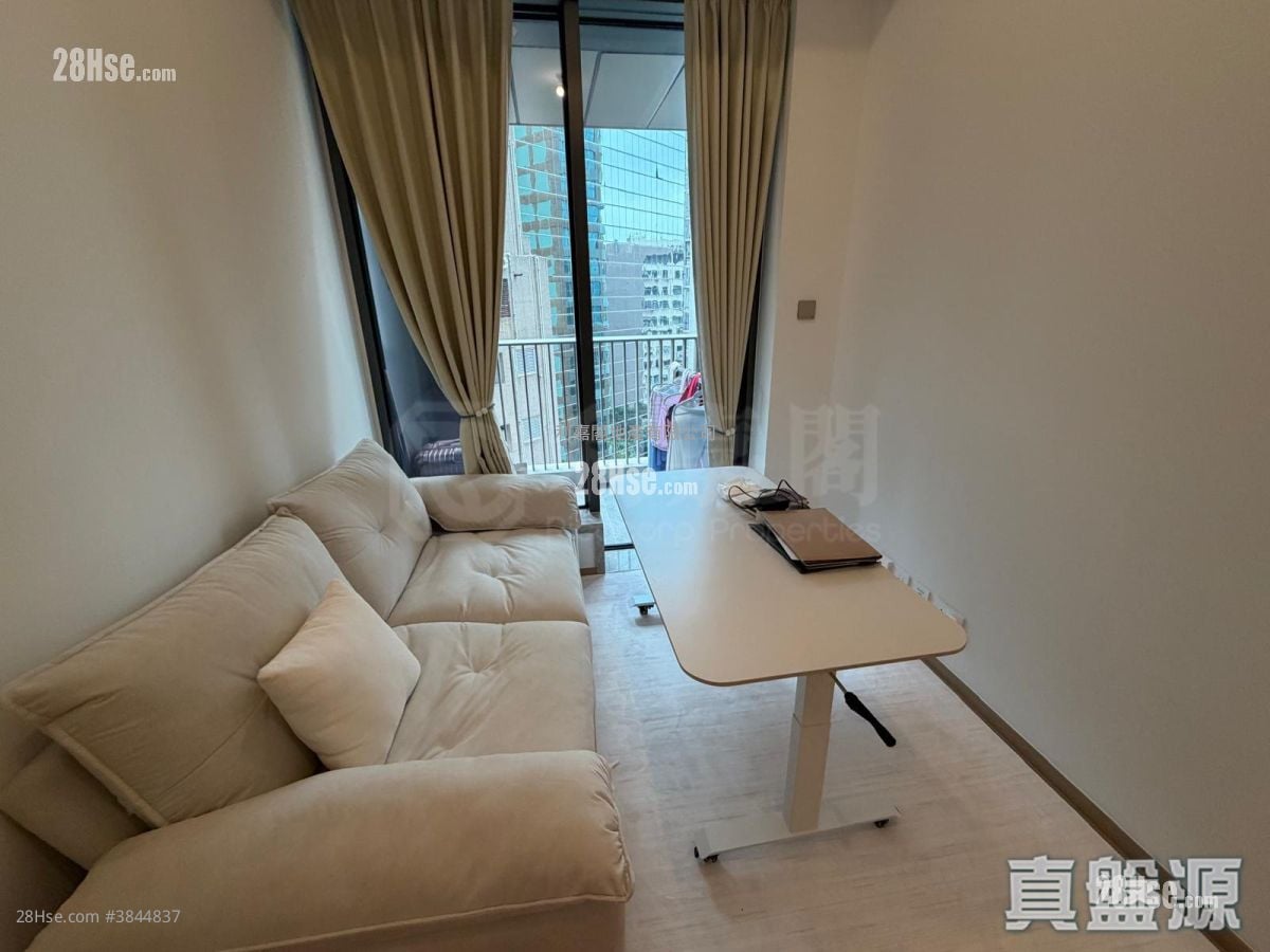 101 Kings Road 售盘 2 房 380 平方尺
