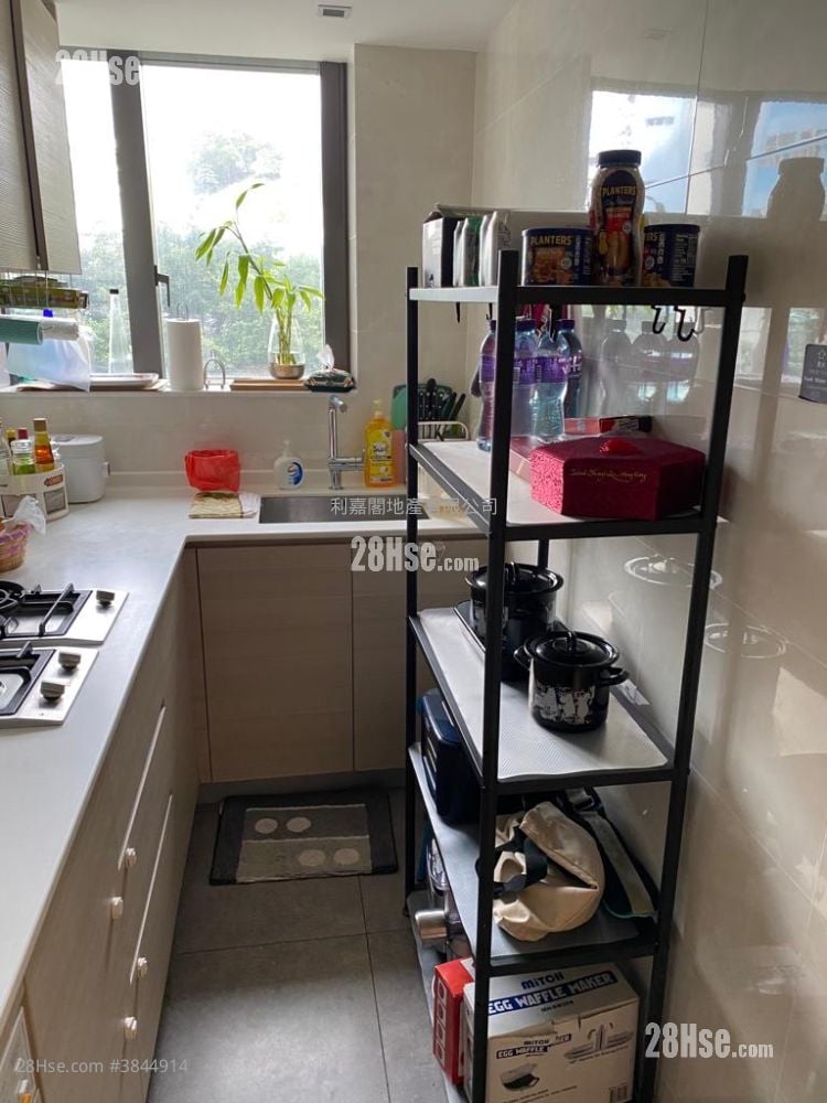 Mantin Heights Rental 2 Bedrooms , 1 Bathroom 584 ft²