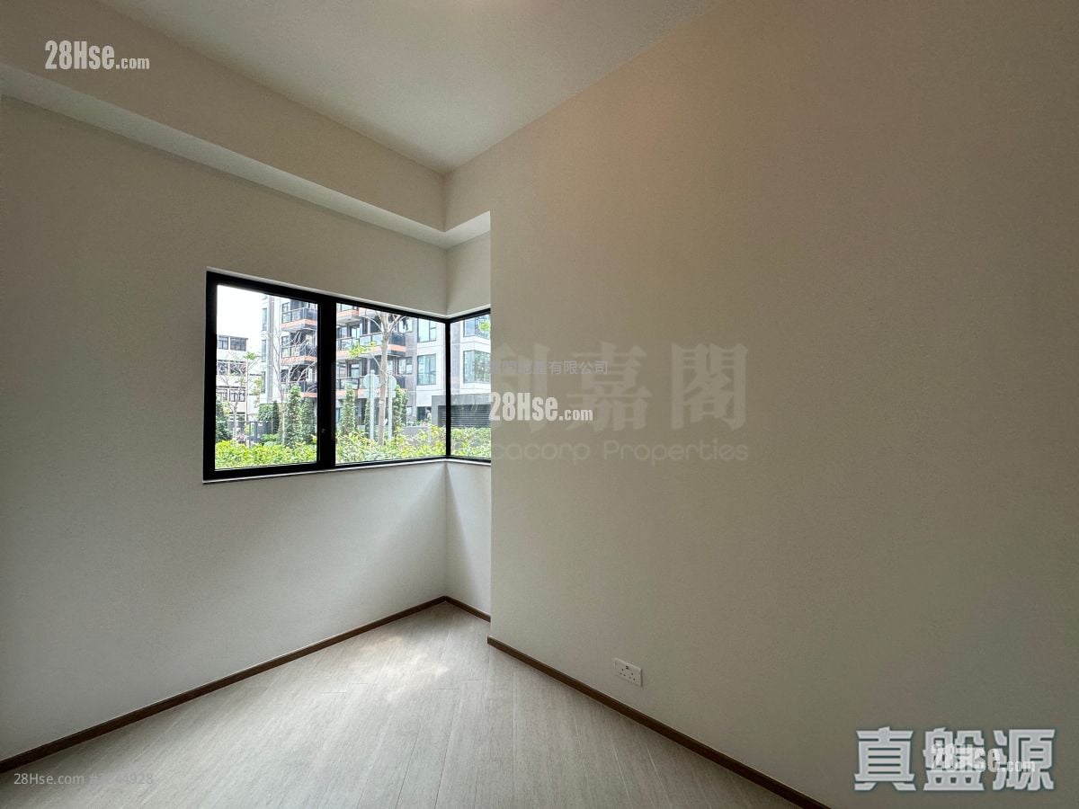 High Park Rental 405 ft²