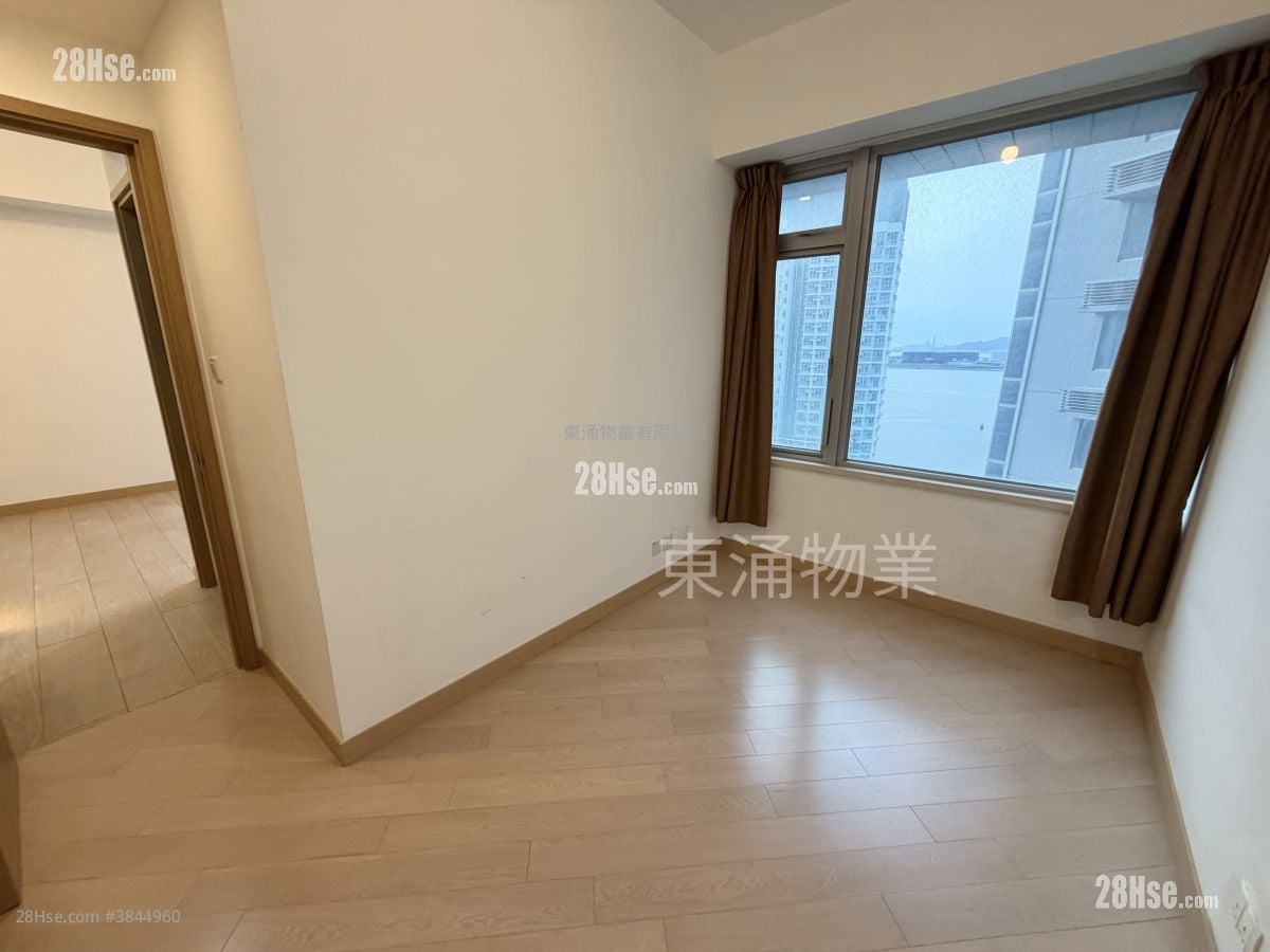 Century Link Rental 2 Bedrooms , 1 Bathroom 472 ft²