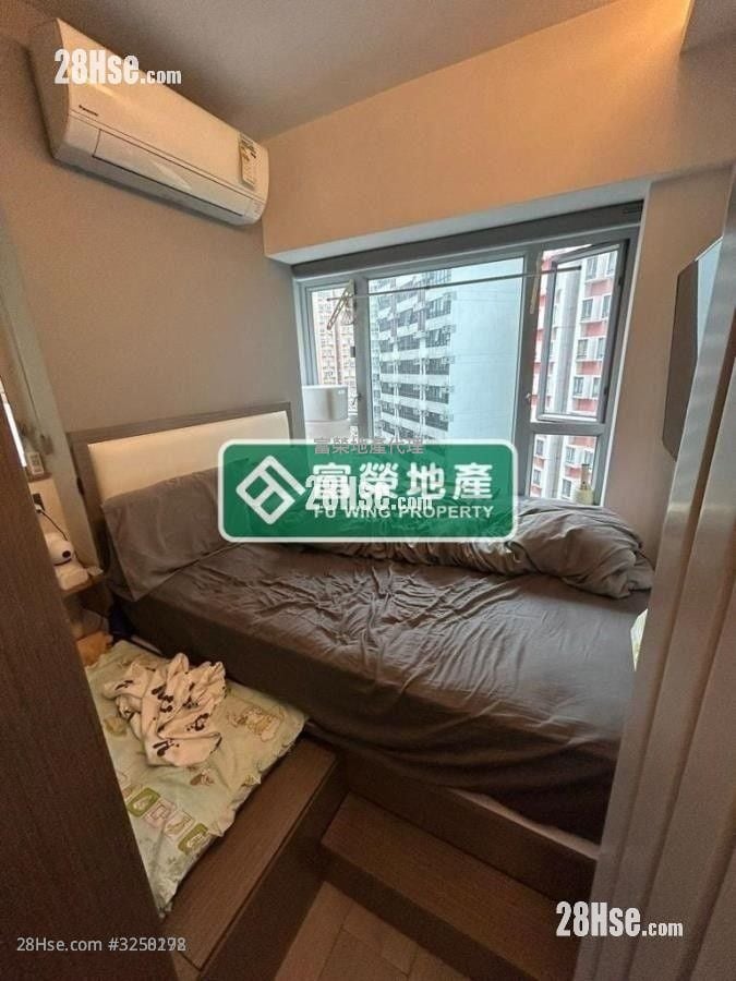 Paradise Square Sell 2 Bedrooms , 1 Bathroom 368 ft²