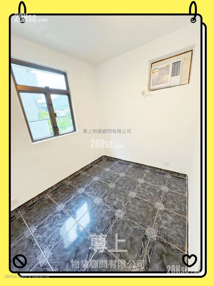 Village Rental 3 Bedrooms , 1 Bathroom