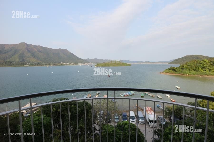暉曜花園 售盤 3 房 , 2 浴室 1,090 平方呎