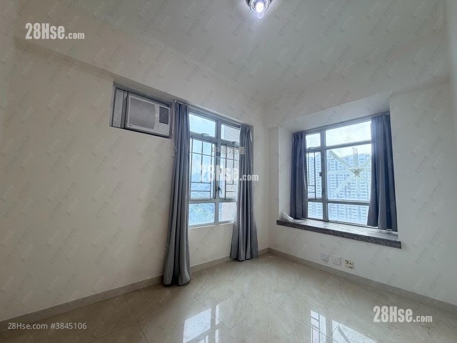 Flora Plaza Sell 3 Bedrooms 526 ft²