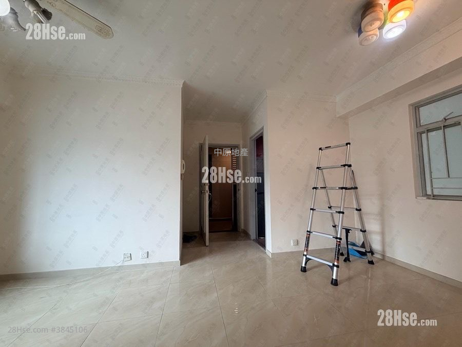 Flora Plaza Sell 3 Bedrooms 526 ft²