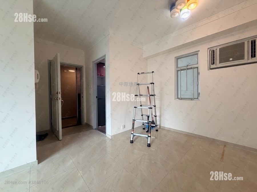 Flora Plaza Sell 3 Bedrooms 526 ft²