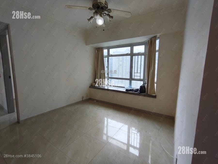 Flora Plaza Sell 3 Bedrooms 526 ft²
