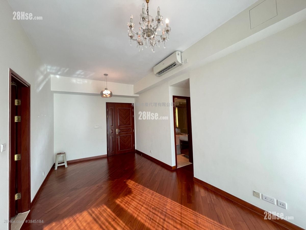 The Avenue Sell 4 Bedrooms , 3 Bathrooms 931 ft²