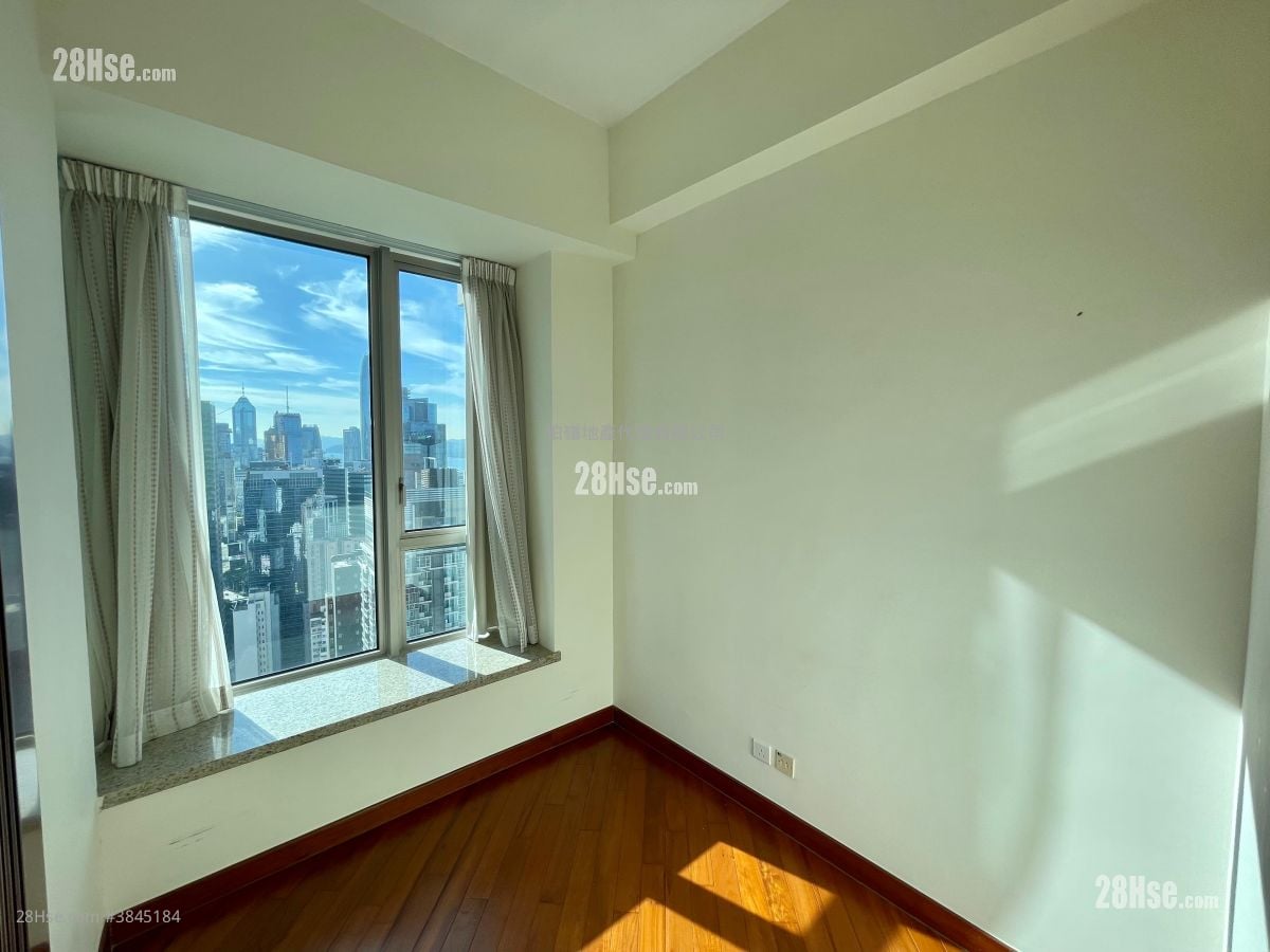 The Avenue Sell 4 Bedrooms , 3 Bathrooms 931 ft²
