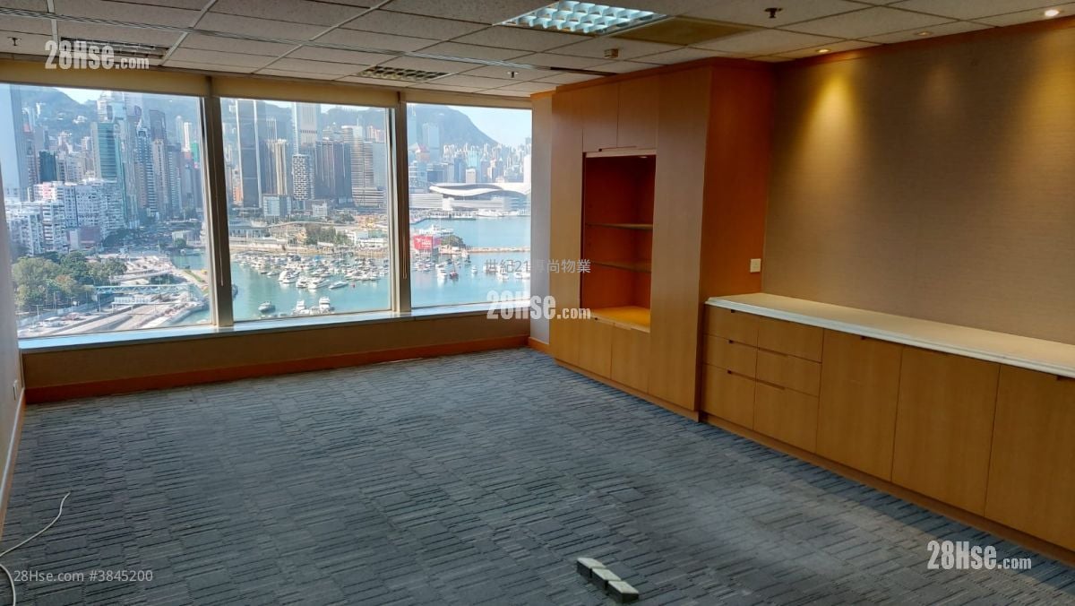萬國寶通銀行中心 租盤