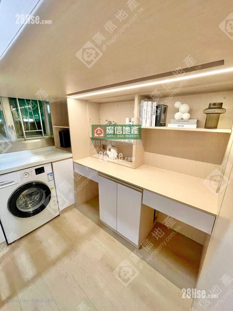Pak Po Mansions Rental Studio , 1 Bathroom 180 ft²