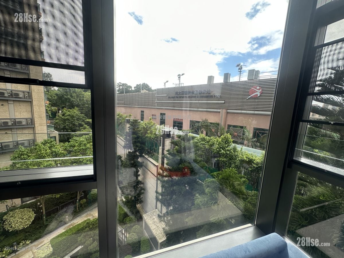 Ultima Sell 4 Bedrooms , 3 Bathrooms 2,018 ft²