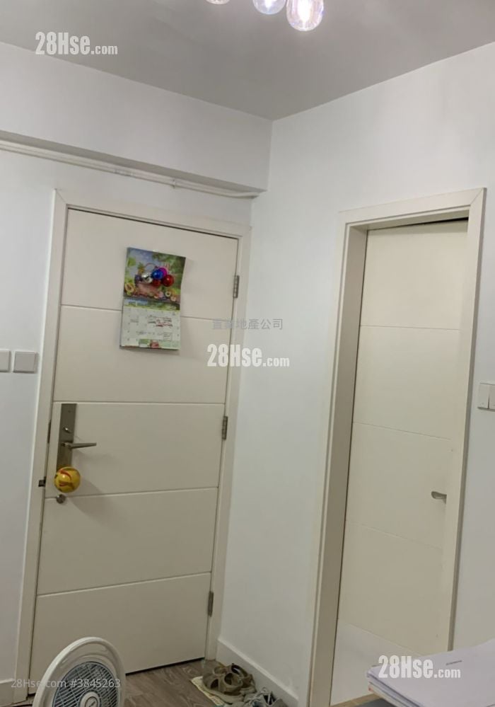 Fu Tor Loy Sun Chuen Sell 2 Bedrooms , 1 Bathroom 268 ft²