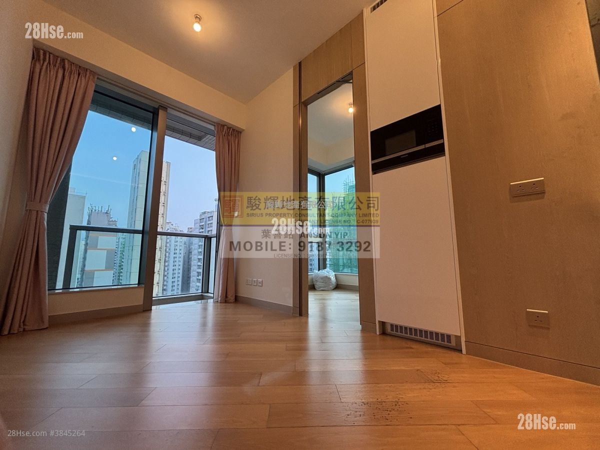 One Soho Rental 1 Bedroom , 1 Bathroom 320 ft²