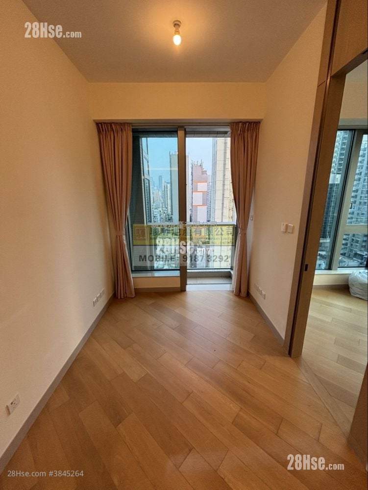 One Soho Rental 1 Bedroom , 1 Bathroom 320 ft²