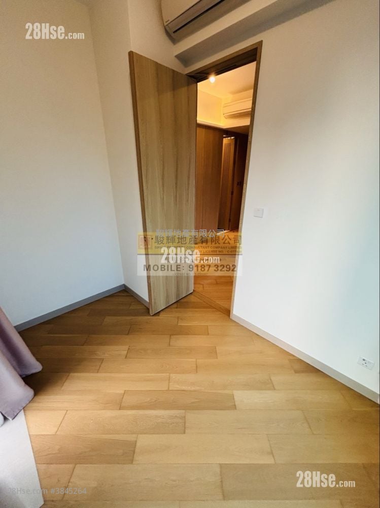 One Soho Rental 1 Bedroom , 1 Bathroom 320 ft²