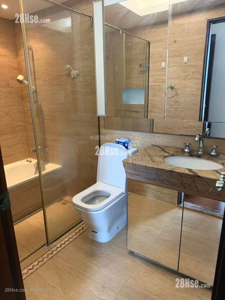 The Palazzo Rental 929 ft²