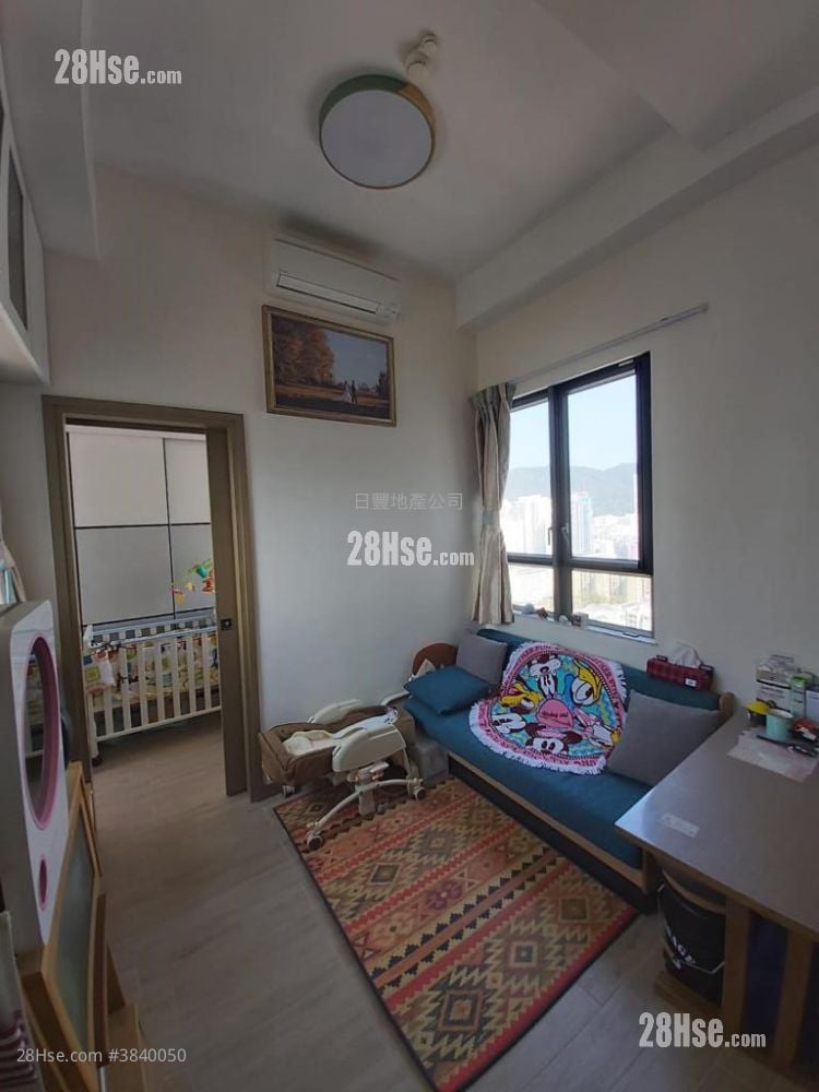 Astoria Crest Sell 1 Bedroom , 1 Bathroom 260 ft²