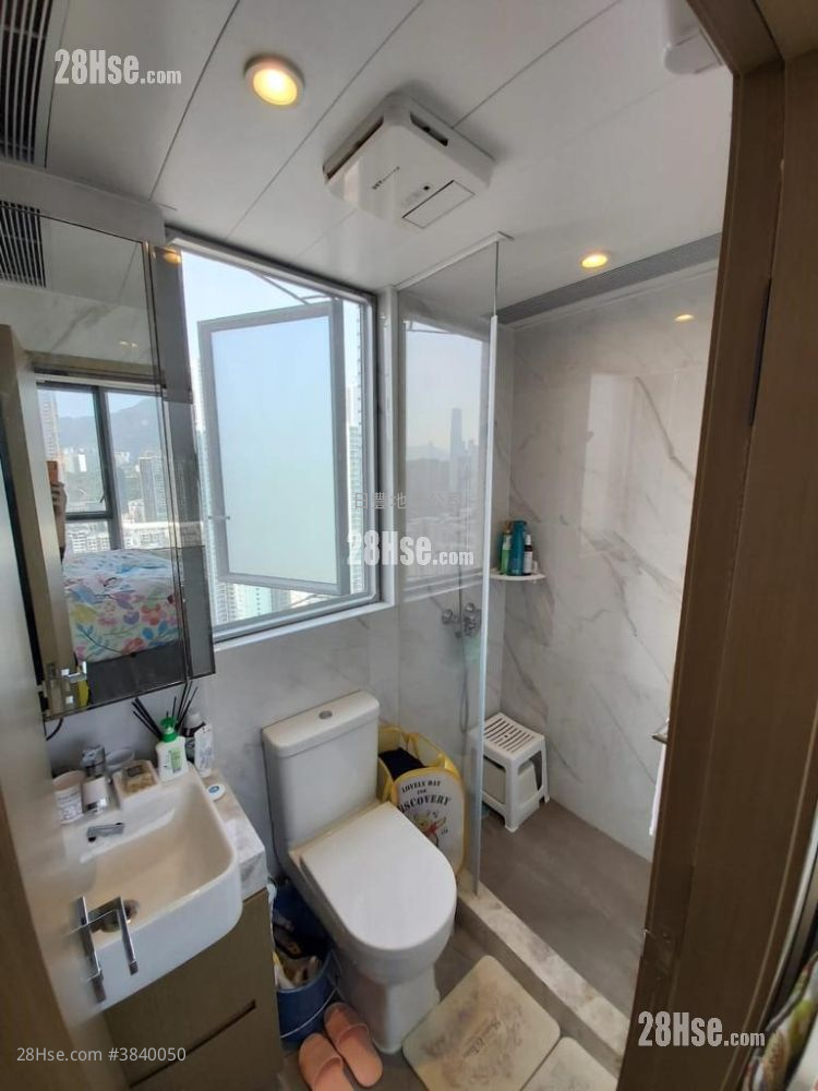 Astoria Crest Sell 1 Bedroom , 1 Bathroom 260 ft²