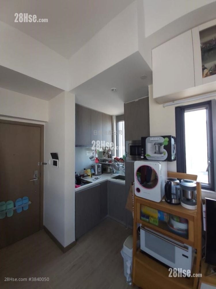 Astoria Crest Sell 1 Bedroom , 1 Bathroom 260 ft²