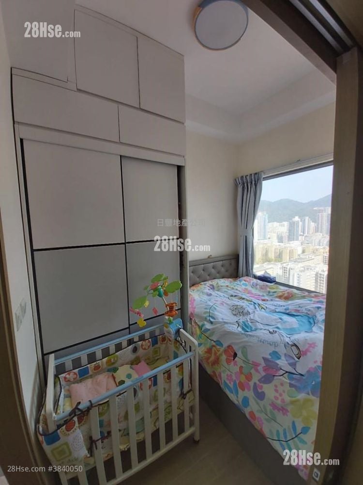 Astoria Crest Sell 1 Bedroom , 1 Bathroom 260 ft²