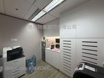港威大廈 租盤