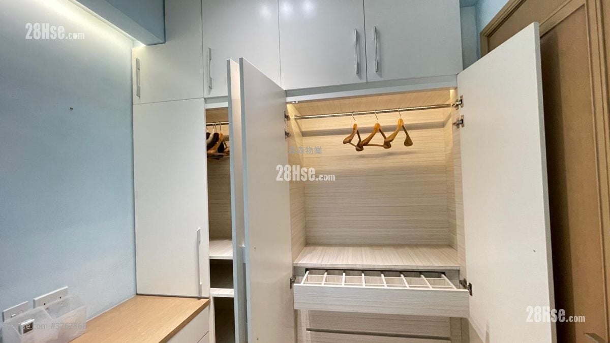 Diva Sell 2 Bedrooms , 1 Bathroom 493 ft²