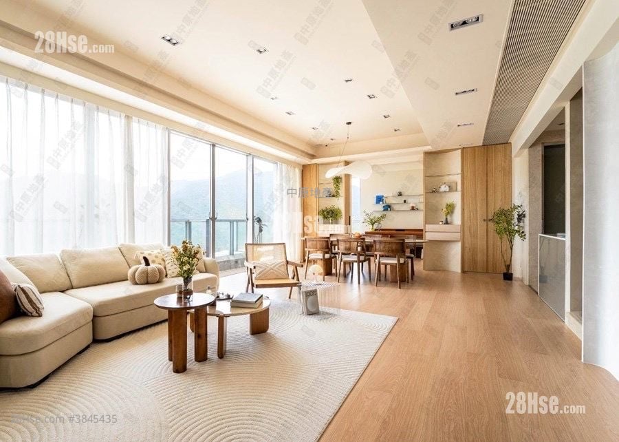 Century Gateway Sell 5+ Bedrooms 1,953 ft²