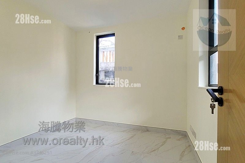 Village House Sell 3 Bedrooms , 1 Bathroom 620 ft²