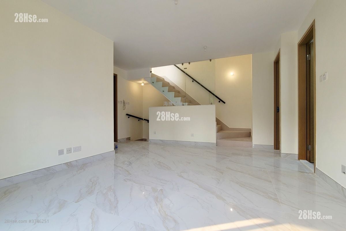 Village House Sell 3 Bedrooms , 1 Bathroom 620 ft²