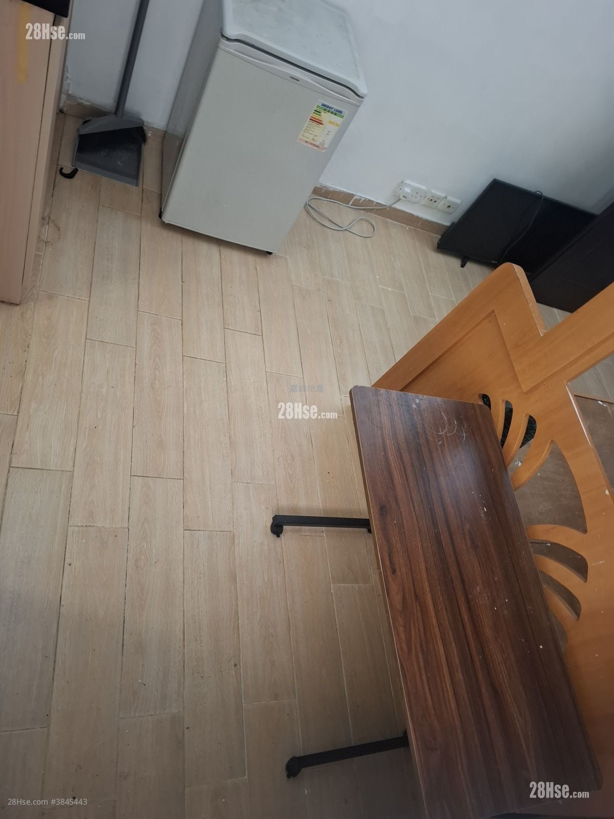 Tenement House Rental 110 ft²