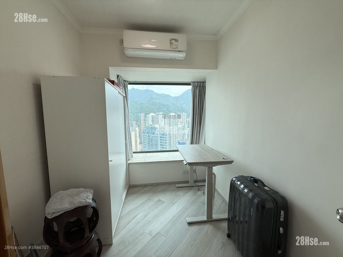 Manhattan Heights Rental 2 Bedrooms , 1 Bathroom 434 ft²