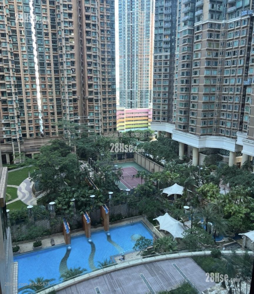 Liberte Sell 3 Bedrooms 609 ft²