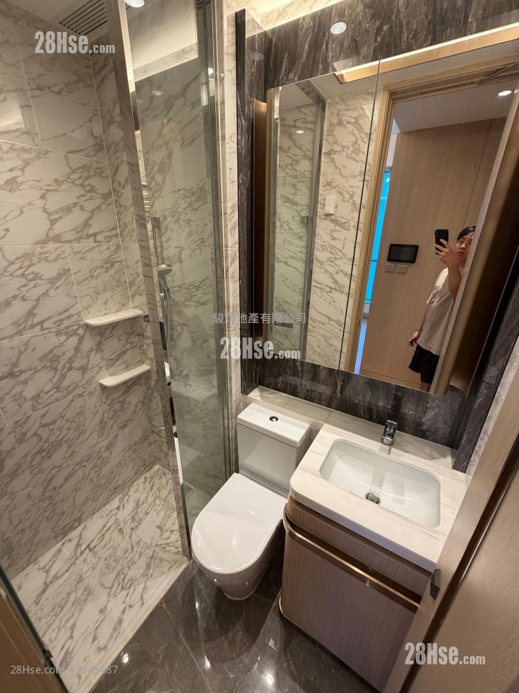 One Soho Rental 1 Bedroom , 1 Bathroom 320 ft²