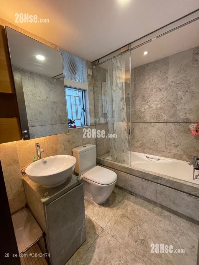 Le Billionnaire Sell 3 Bedrooms , 2 Bathrooms 889 ft²