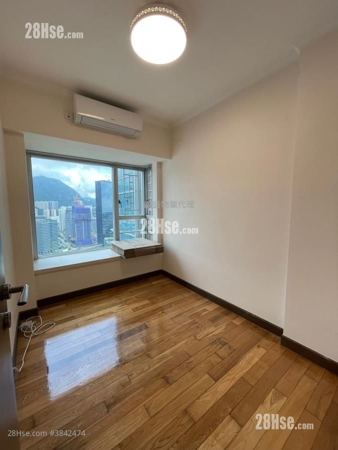 Le Billionnaire Sell 3 Bedrooms , 2 Bathrooms 889 ft²