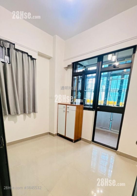 Wah Lai Mansion Rental 3 Bedrooms , 1 Bathroom 560 ft²