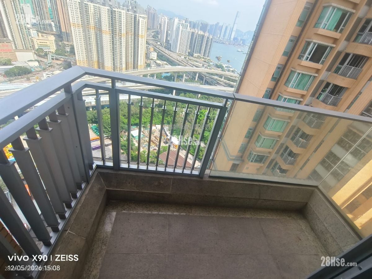 Manhattan Hill Sell 2 Bedrooms , 1 Bathroom 576 ft²
