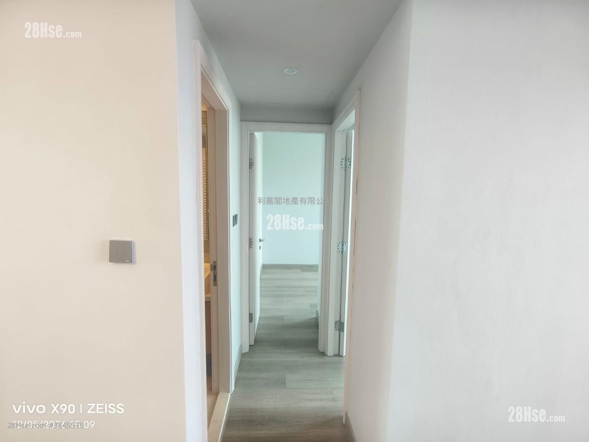 Manhattan Hill Sell 2 Bedrooms , 1 Bathroom 576 ft²