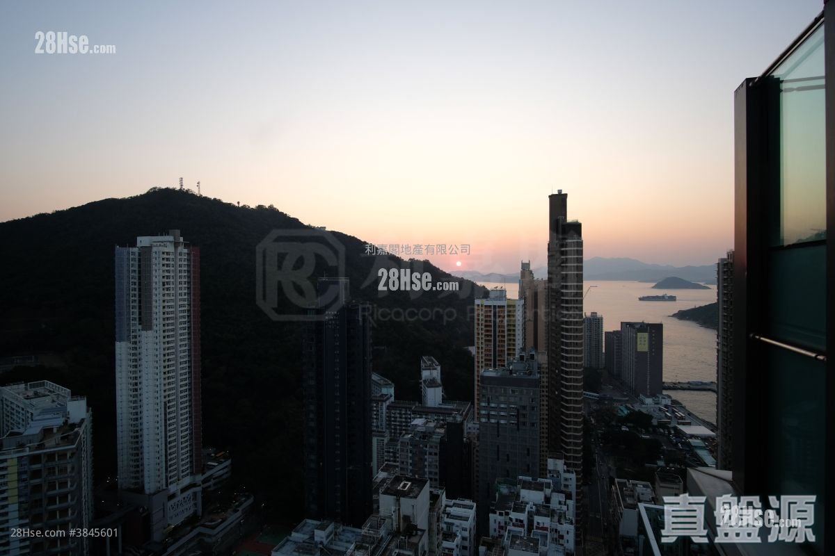Imperial Kennedy Sell 3 Bedrooms 1,259 ft²
