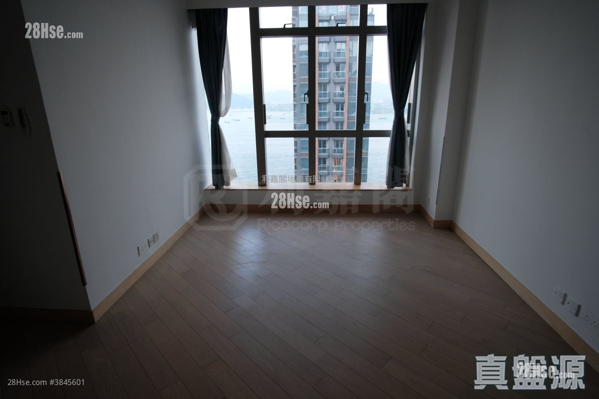 Imperial Kennedy Sell 3 Bedrooms 1,259 ft²