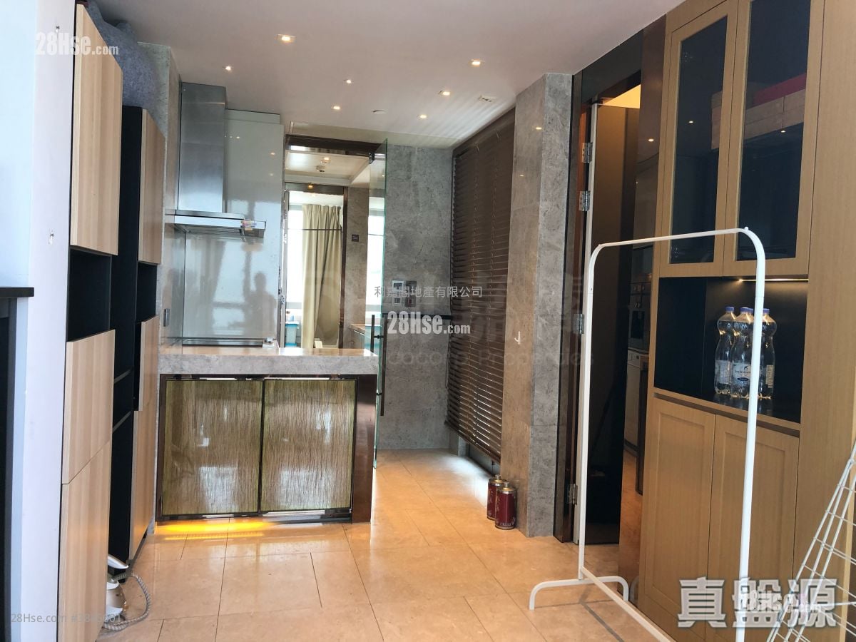 Imperial Kennedy Sell 3 Bedrooms 1,259 ft²