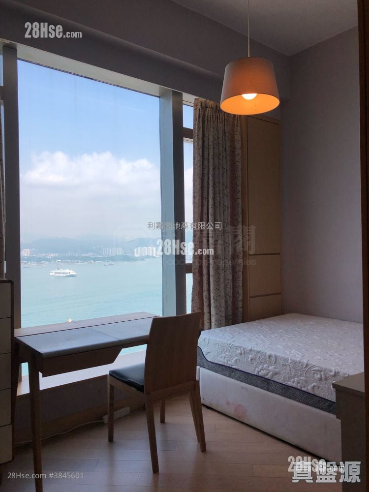 Imperial Kennedy Sell 3 Bedrooms 1,259 ft²