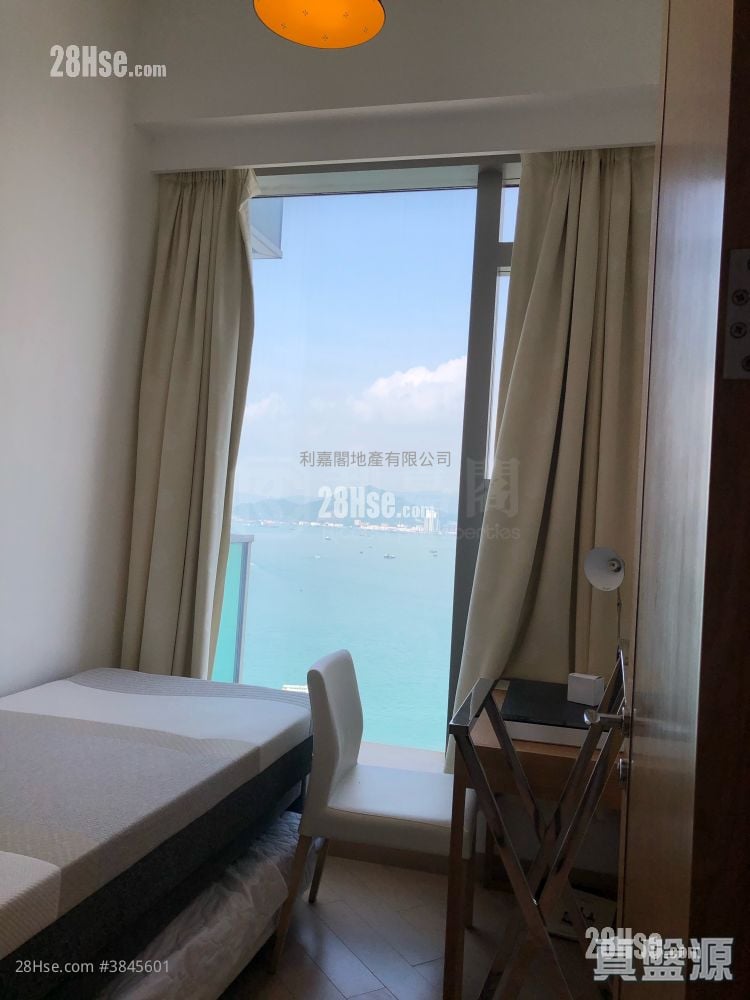 Imperial Kennedy Sell 3 Bedrooms 1,259 ft²