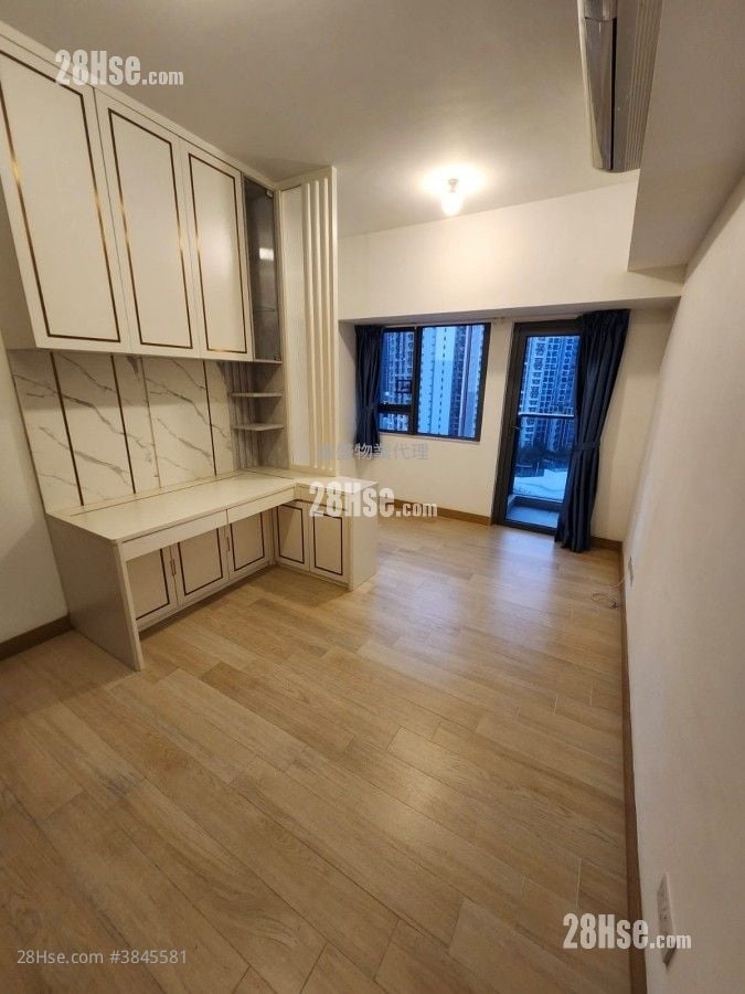 Victoria Skye Rental Studio , 1 Bathroom 273 ft²
